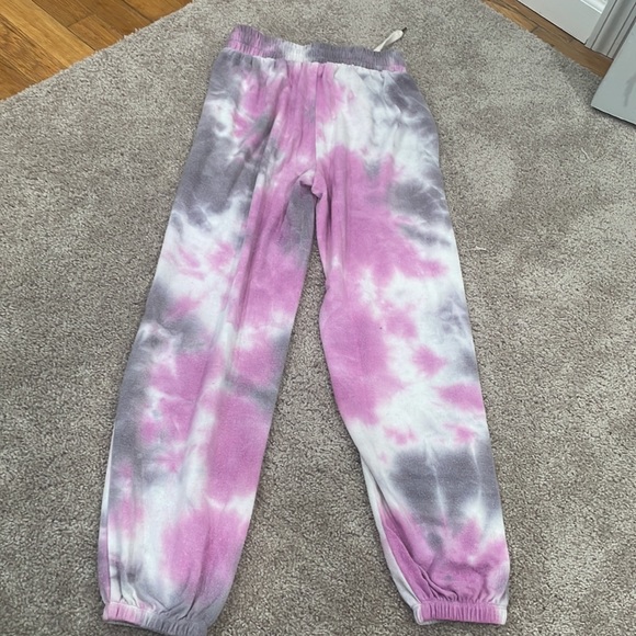 Urban outfitters out from under purple tie dye jogger sweatpants - Picture 3 of 3